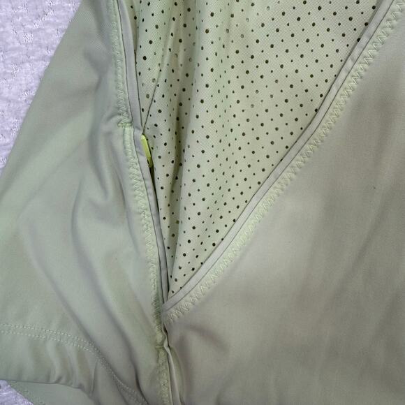 ATHLETA womens Pacifica II Tee Rashguard Top light yellow/green size med - Picture 7 of 9